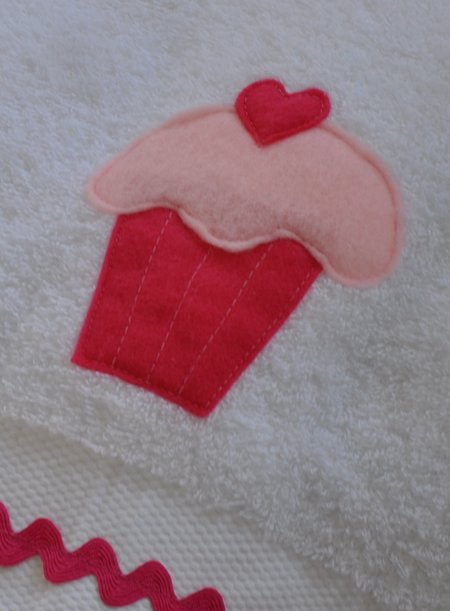 cupcake towel.