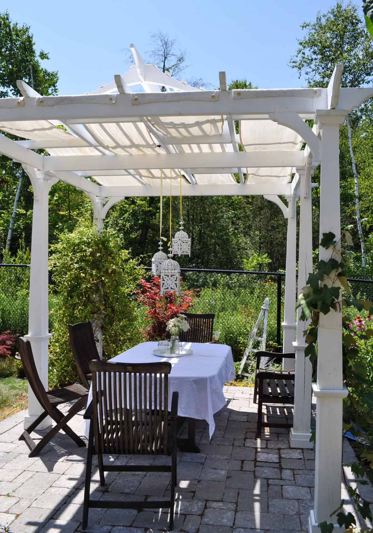 DIY pergola shade cover.