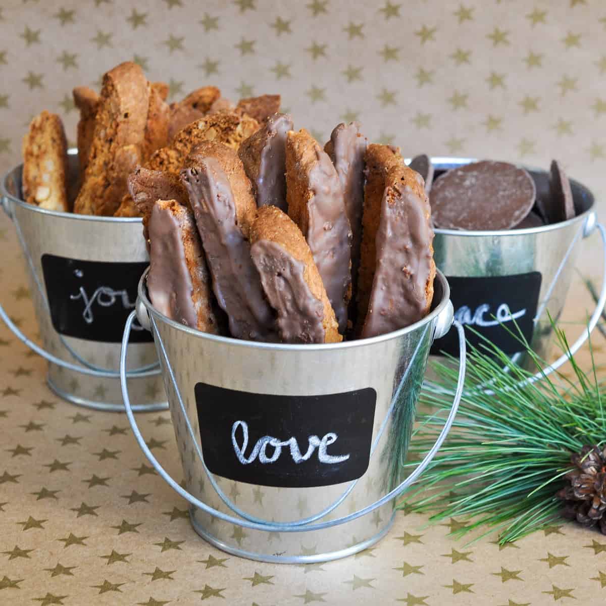 Chocolate Almond Biscotti Cookie Recipe.