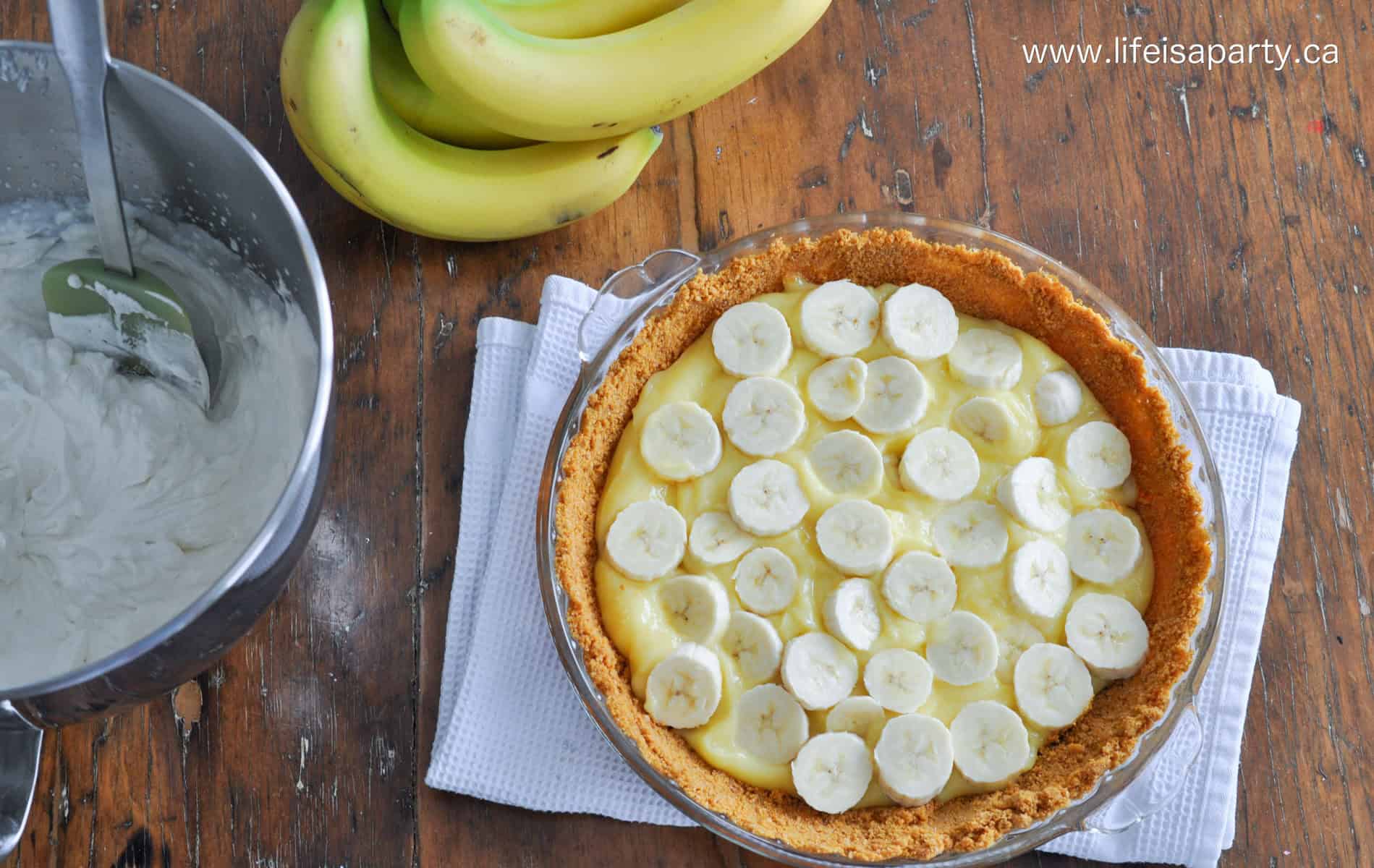 Easy banana cream pie recipe.