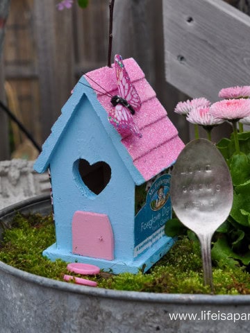 How to make a fairy garden.