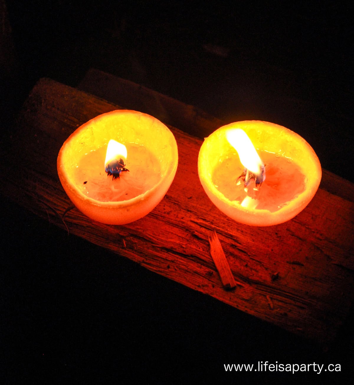 How to make a candle with an orange peel.