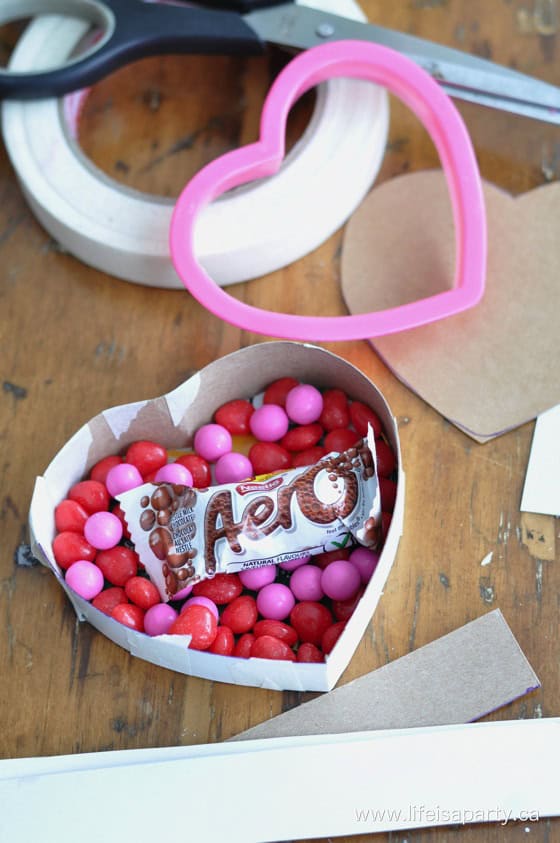 valentine mini heart piñata.