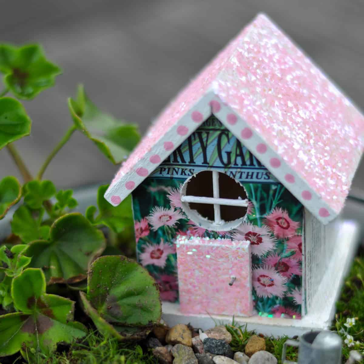 How to make a fairy house for a fairy garden.