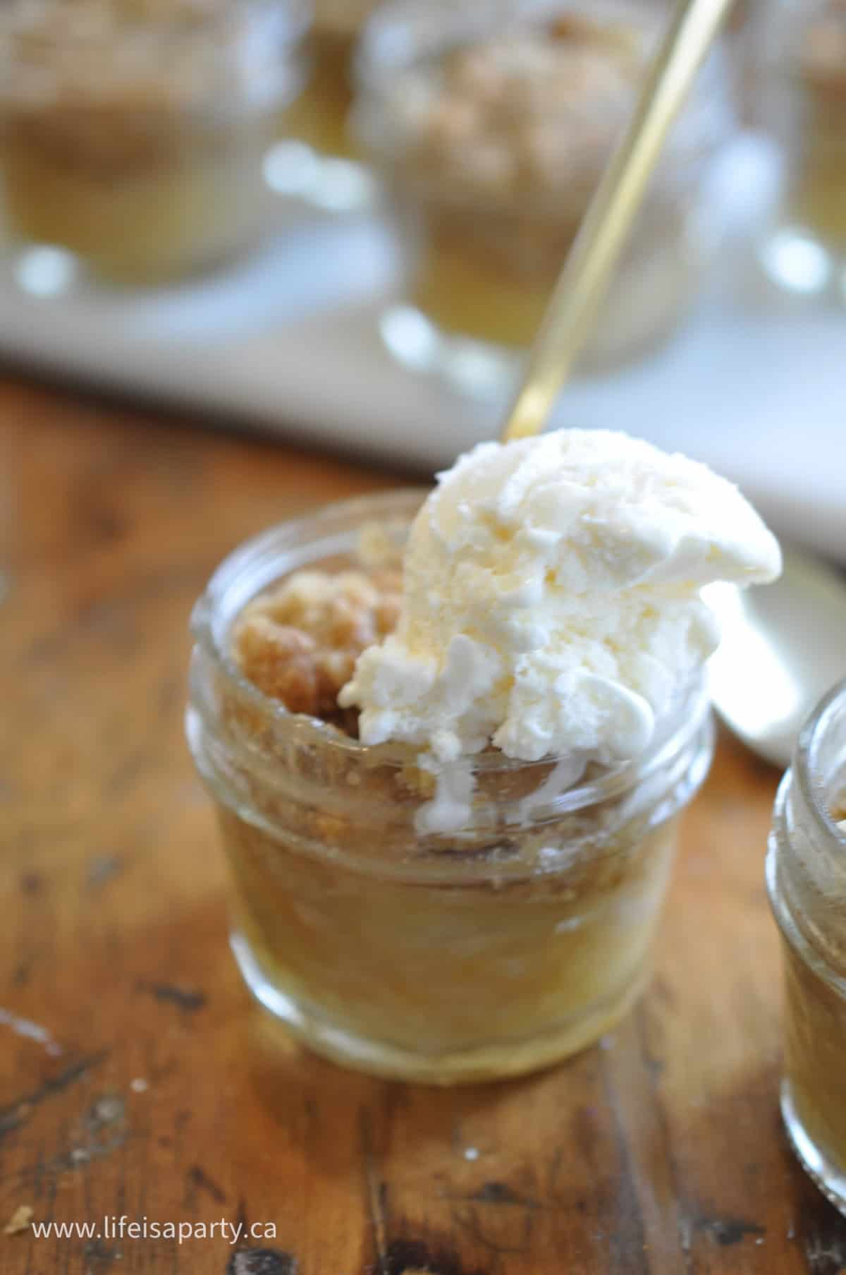 Individual apple crisp in a mason jar.