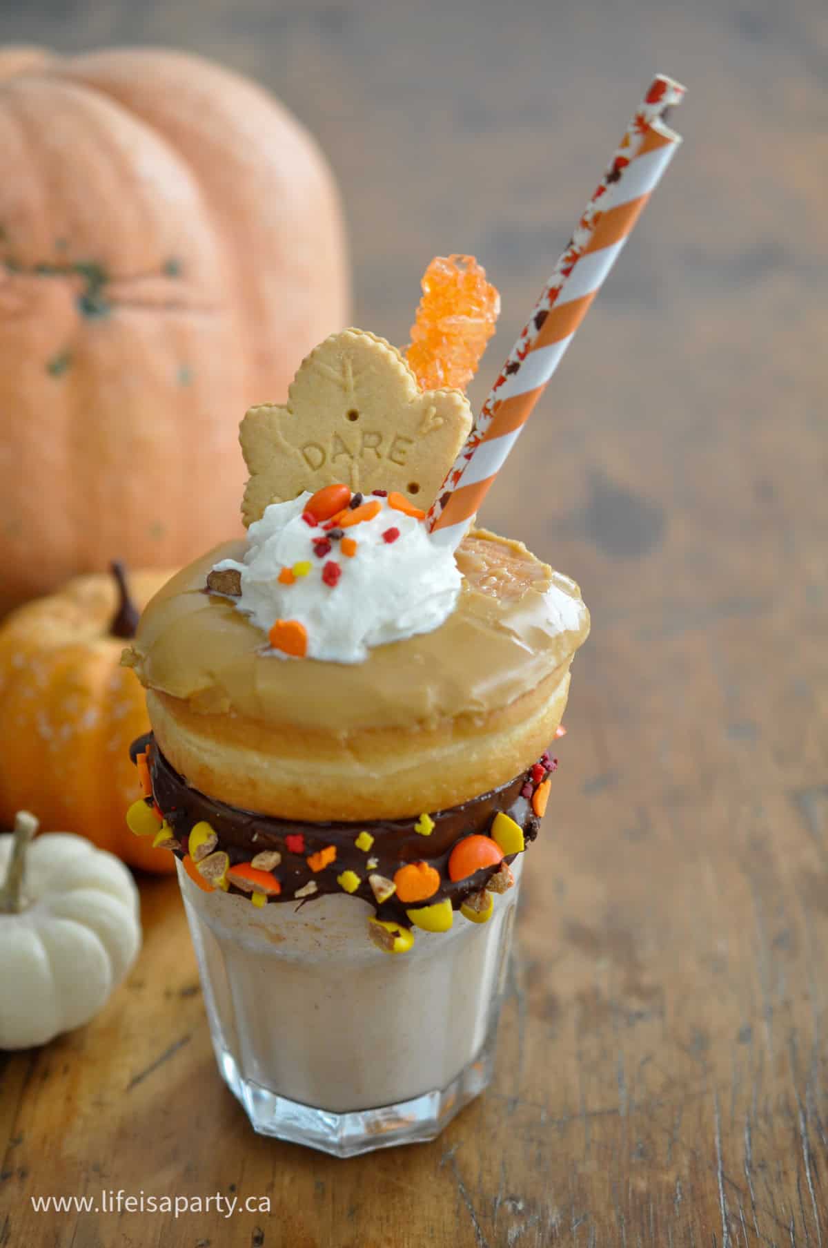 Pumpkin spice milkshake recipe.