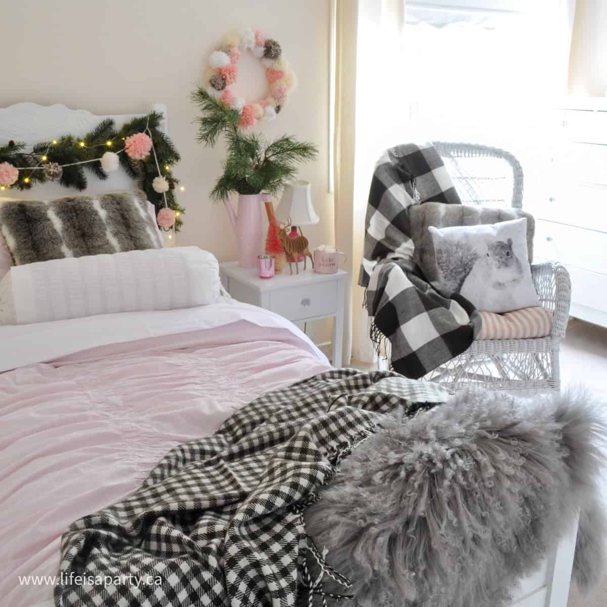 Christmas bedroom decor ideas.