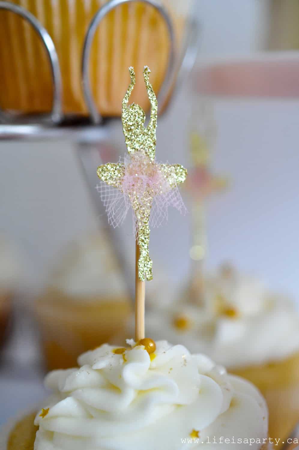 Ballerina cupcakes.