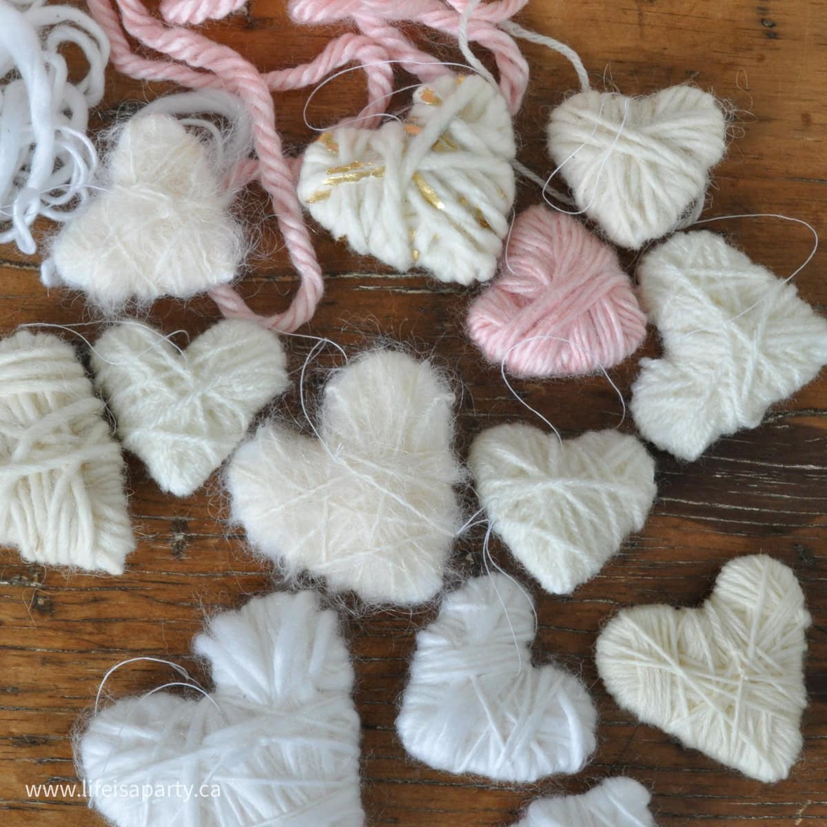 How to make yarn hearts.