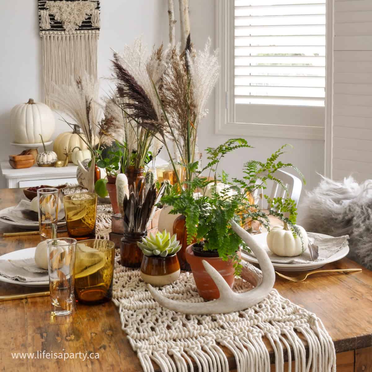 Boho fall thanksgiving table.