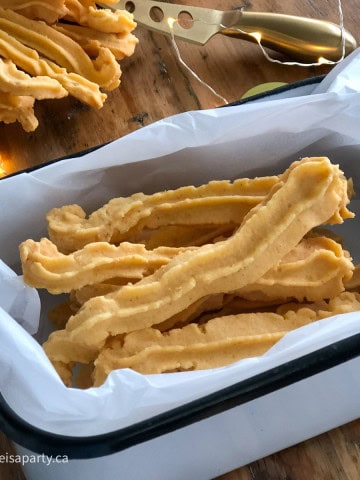 How to make Guyanese cheese straws.