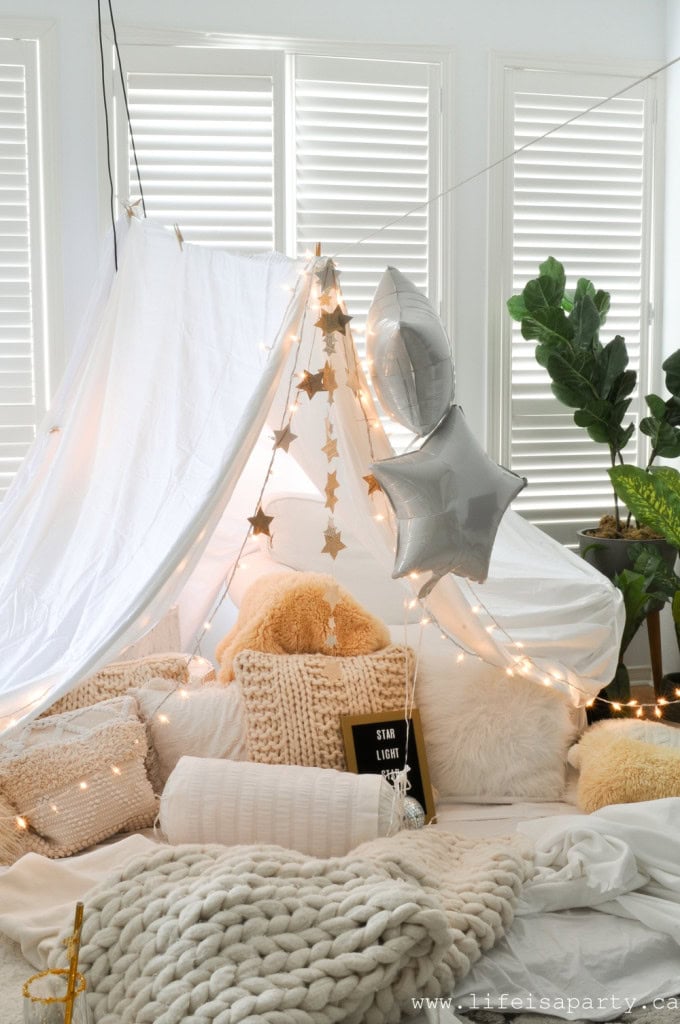 How To Build The Ultimate Pillow Fort - Life is a Party