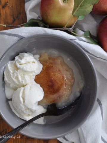 apple dumplings