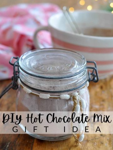 DIY hot chocolate mix gift idea