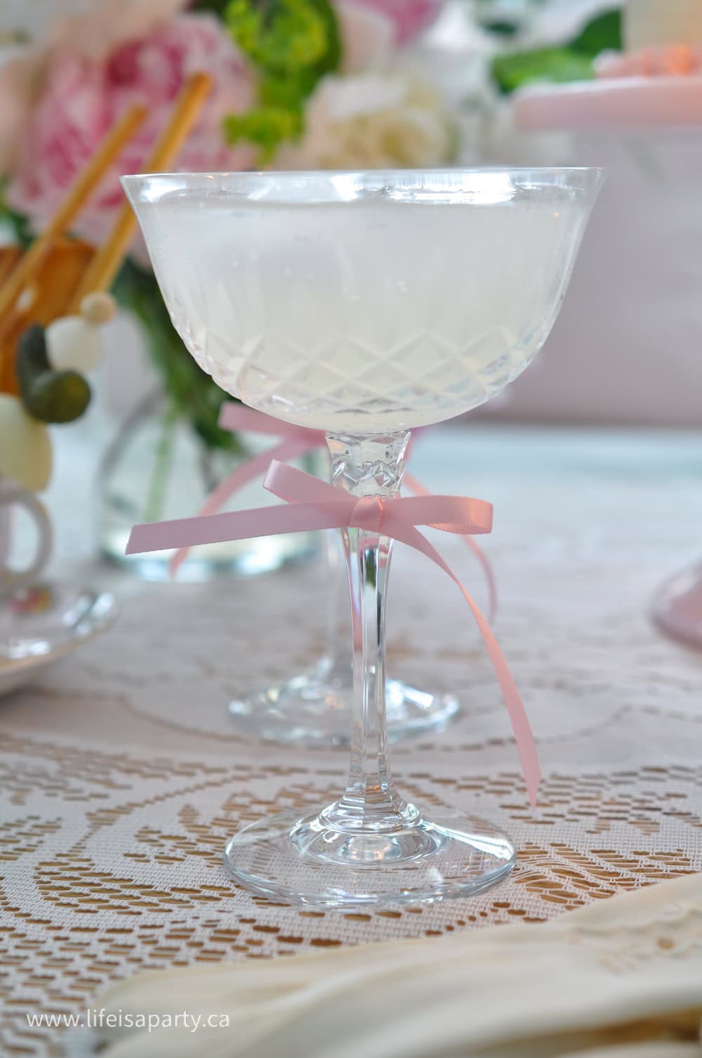 Sparkling Diamond Bridgerton themed cocktail mocktail