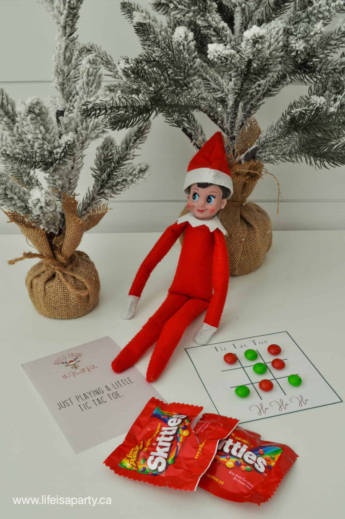 Elf on the shelf printable tic tac toe.